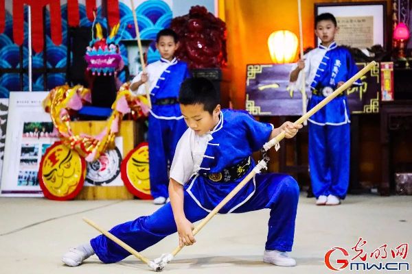 鸳鸯螳螂拳:81岁掌门人为传承，耗时9年写成“武林秘籍”