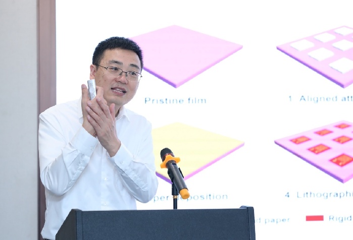 第二期“科学麻辣烫”探秘柔性电子技术