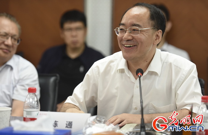 陈通：非遗曲艺保护理论和实践的“集大成”