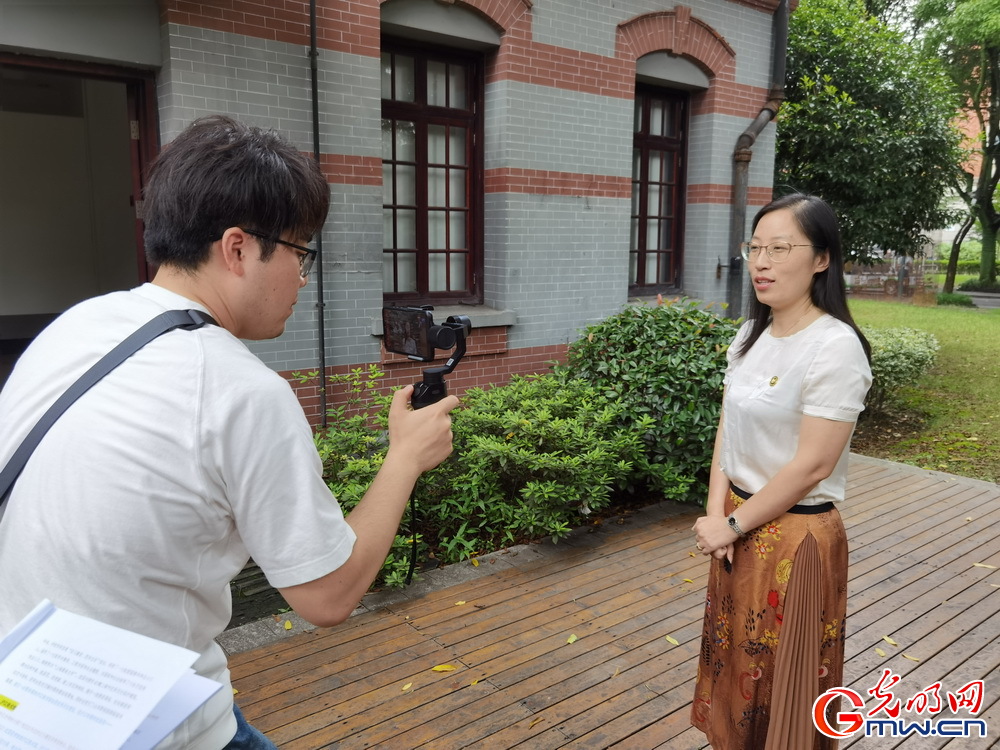 【2020高校招生服务光明大直播】上海理工大学直播花絮