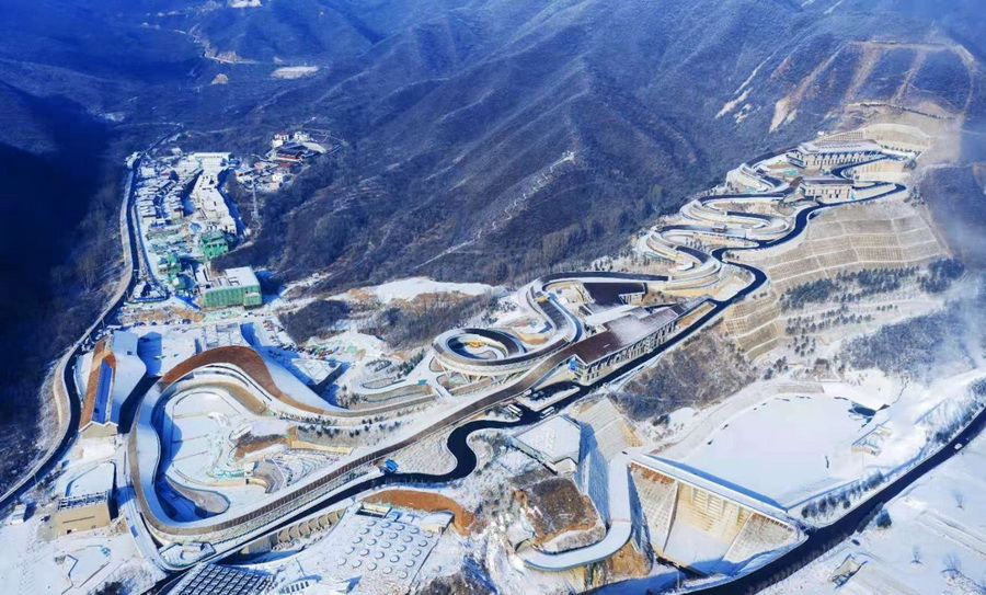 延庆海陀山下， “雪游龙”迎来首秀