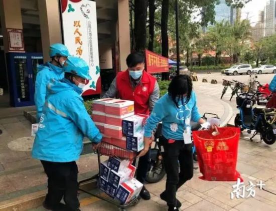 从“暖蜂”到“安生”：深圳龙岗党建引领社区治理“力行实事”