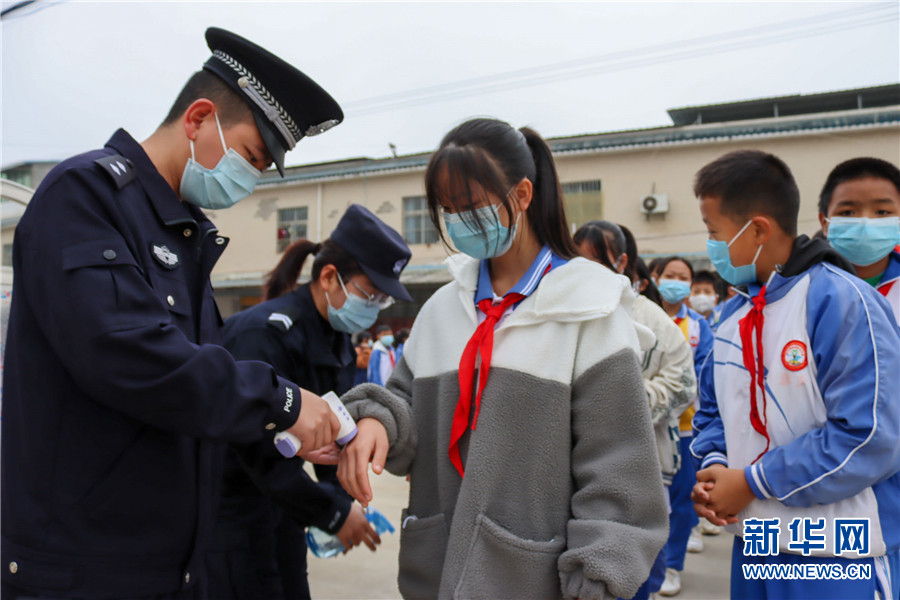 【中国人民警察节】孩子们“零距离”感受别样“警”彩