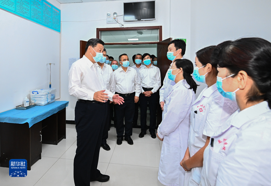 习近平在新疆考察时强调 完整准确贯彻新时代党的治疆方略 建设团结和谐繁荣富裕文明进步安居乐业生态良好的美好新疆