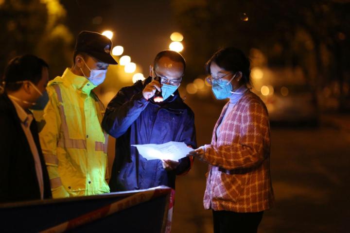 重庆巴南：疫情防控，我们在一起