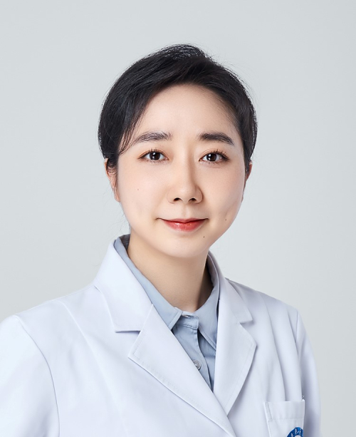 首届2025“中国眼视光·榜样力量”主题展示活动 委员：杨必
