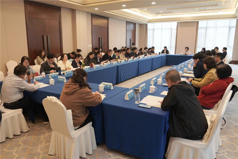 人间四月天,天井湖畔,我们为造血干细胞捐献事业“造血”——中华骨髓库2024年度综合业务培训班侧记 人间四月天,天井湖畔,我们为造血干细胞捐献事业“造血”——中华骨髓库2024年度综合业务培训班侧记