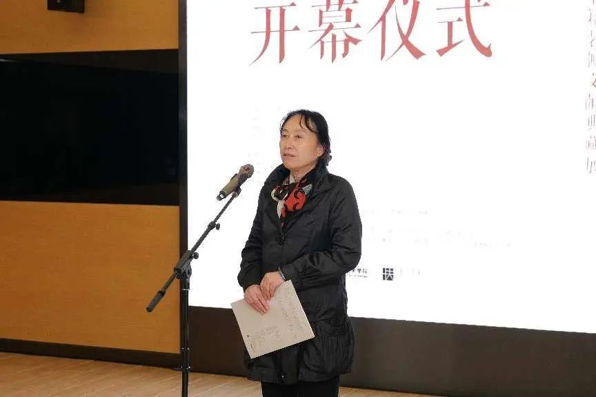 岁月封扉——张慈中、宁成春书籍设计文献典藏展在北京印刷学院美术馆开幕