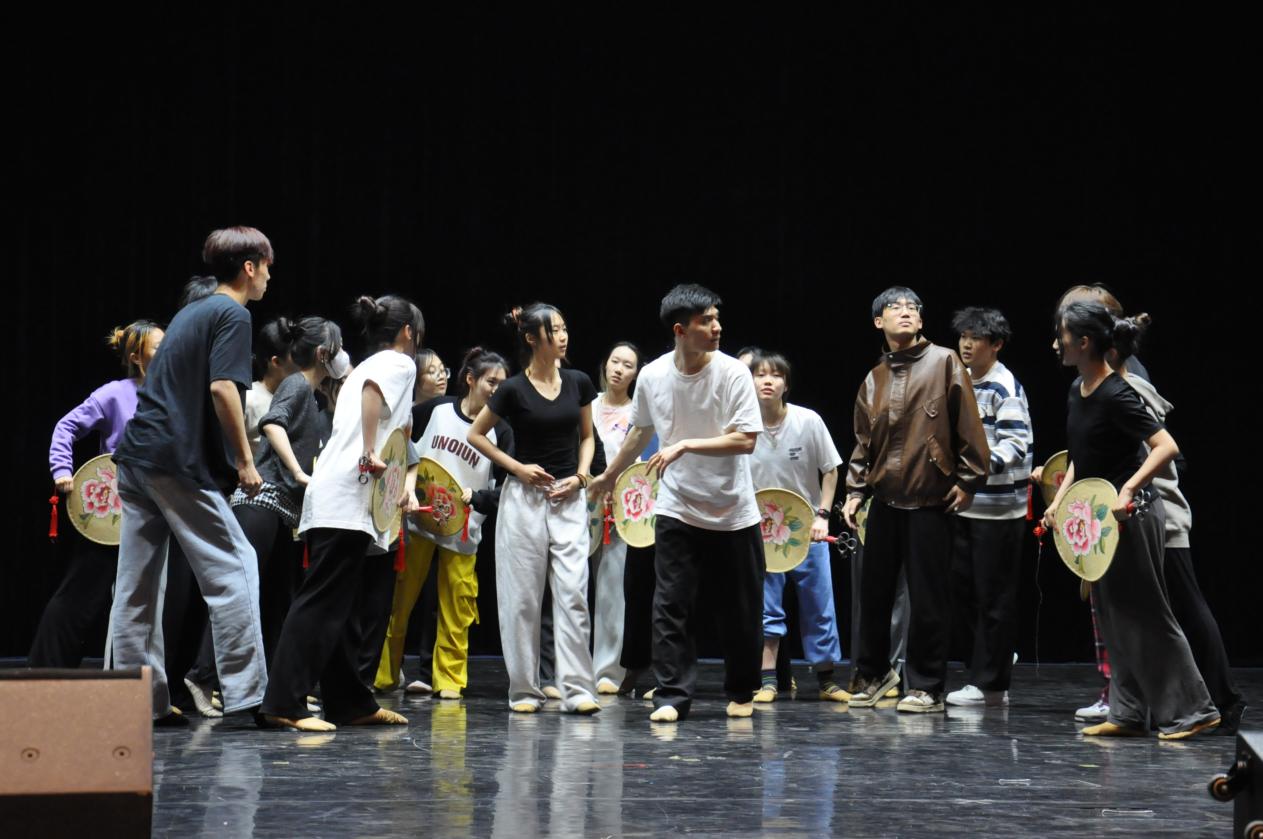 高校原创文化精品 | 大运河畔的青春华章