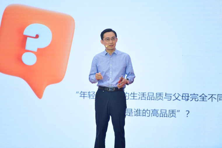 【理响中国】既当“讲者”又当“听者”,展现生动鲜活、充满力量的理论 【理响中国】既当“讲者”又当“听者”,展现生动鲜活、充满力量的理论