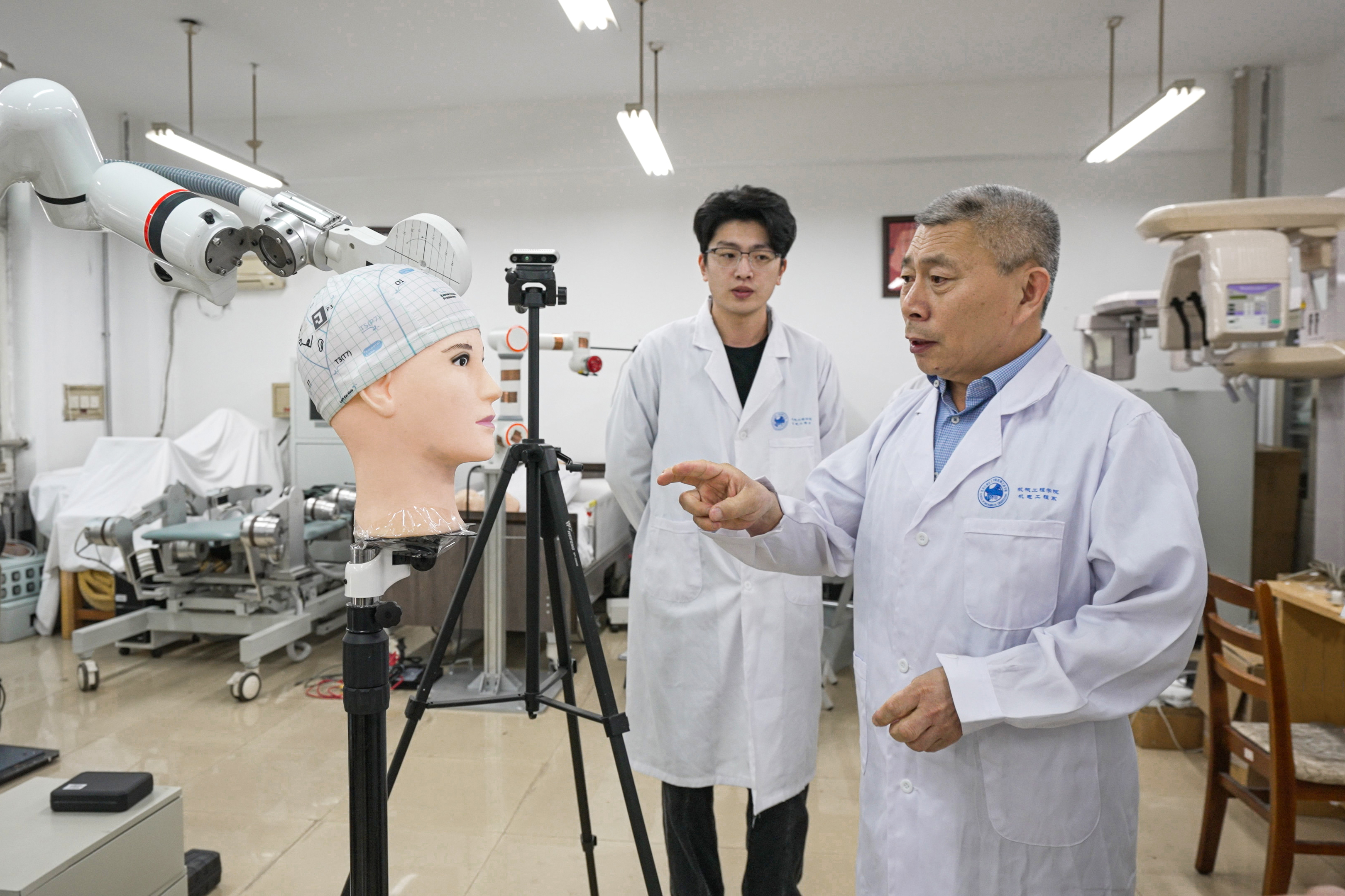 北京高校服务新时代首都发展特别报道｜北京石油化工学院②：以“人工智能+”为牵引 探索科技赋能人才培养新模式