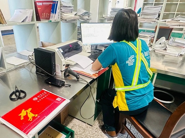 “喜报”来了!这里的高考录取通知书开启投递