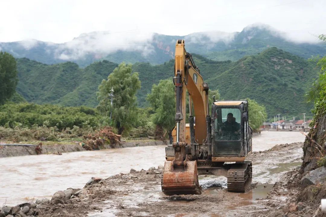 北京汛期·广电视听力量实录 | 平谷暴雨围村成孤岛!应急广播如何守护安全生命线?