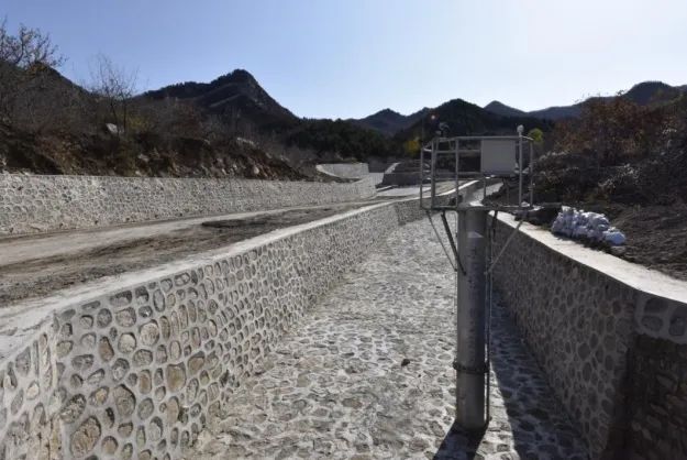 以防为先 以治夯基 北京市怀柔区琉璃庙镇孙胡沟村泥石流治理工程发挥实效护民安