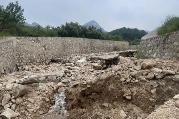以防为先 以治夯基 北京市怀柔区琉璃庙镇孙胡沟村泥石流治理工程发挥实效护民安
