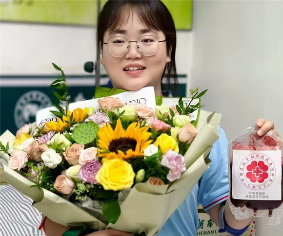 科研再忙 救人优先 科研再忙 救人优先