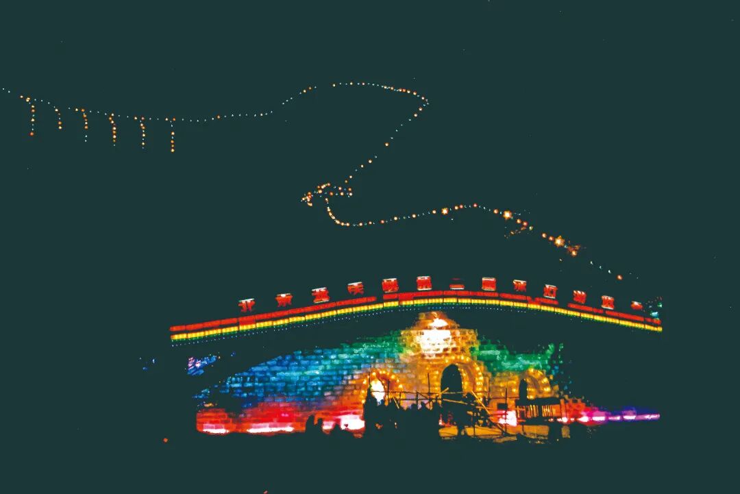 胡中安 摄于1988年.jpg