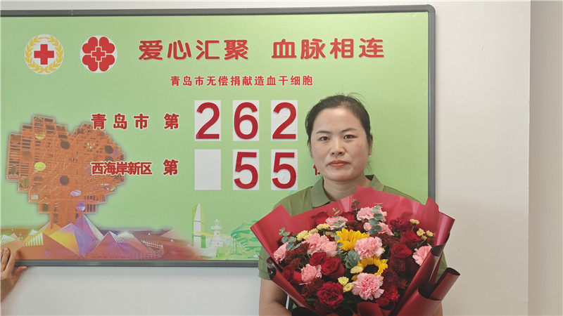 从“浪花白”到“生命红”!退役军人“髓”缘大爱 多次救人于危难 从“浪花白”到“生命红”!退役军人“髓”缘大爱 多次救人于危难