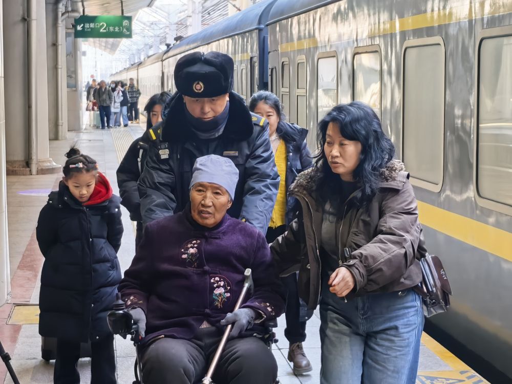 新春走基层|在春运,看见行进的中国 新春走基层|在春运,看见行进的中国