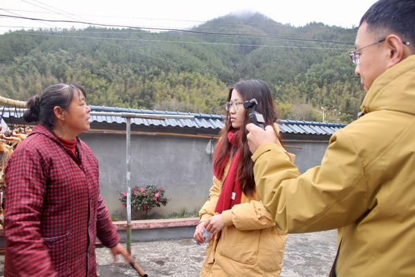 【新春走基层·记者手记】乡亲们的笑脸,让记者坚信这件事要继续做下去 【新春走基层·记者手记】乡亲们的笑脸,让记者坚信这件事要继续做下去