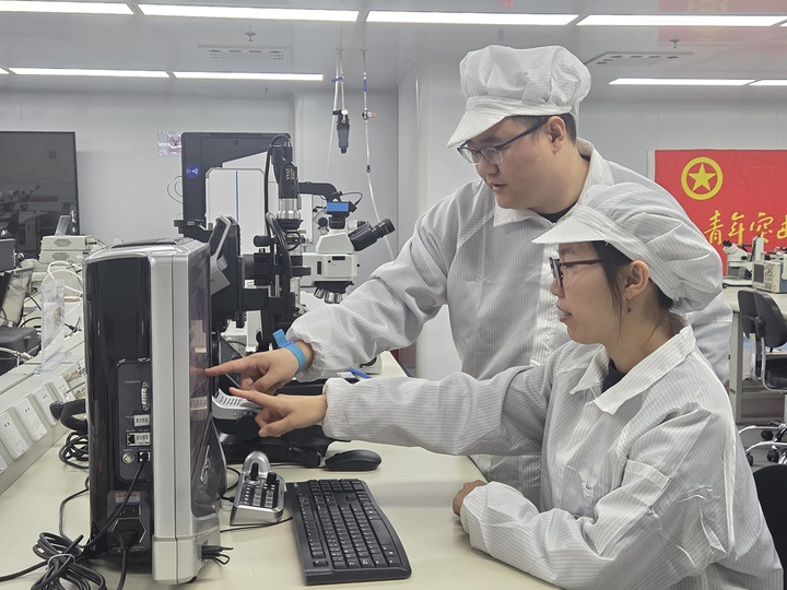 新春走基层｜给飞机“做手术”的年轻人