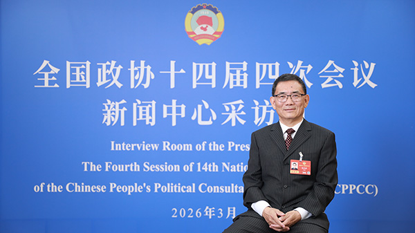 张合成委员谈AI赋能农业科技推广：农民更容易接受