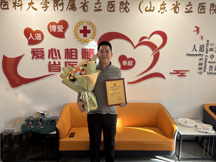 我愿为他带去重生的希望