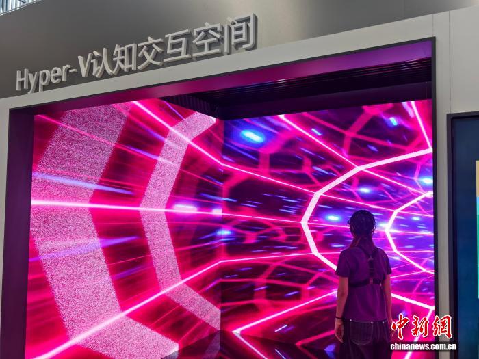 (活力中国调研行)给汽车装上“情绪雷达” 中国团队打造新一代AI座舱