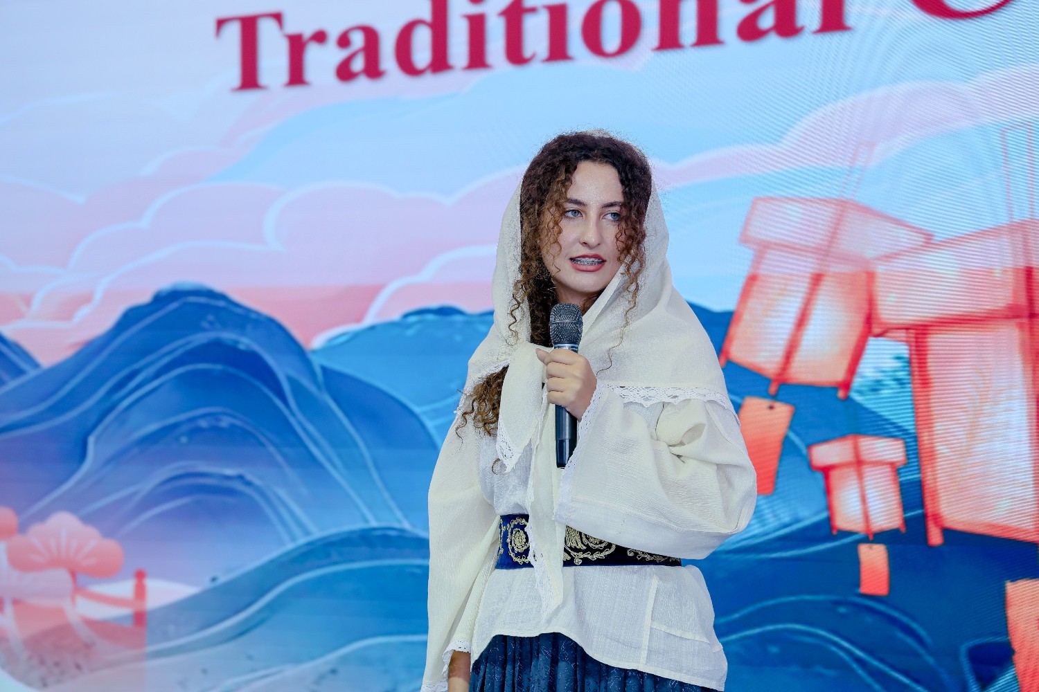文化小大使的中国日记|美美与共,世界服装同框 文化小大使的中国日记|美美与共,世界服装同框