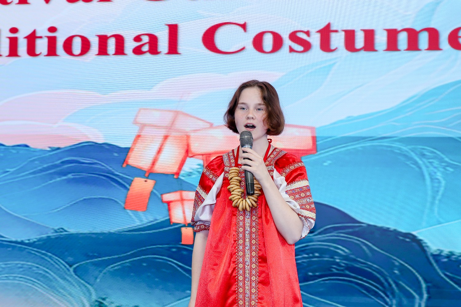 文化小大使的中国日记|美美与共,世界服装同框 文化小大使的中国日记|美美与共,世界服装同框