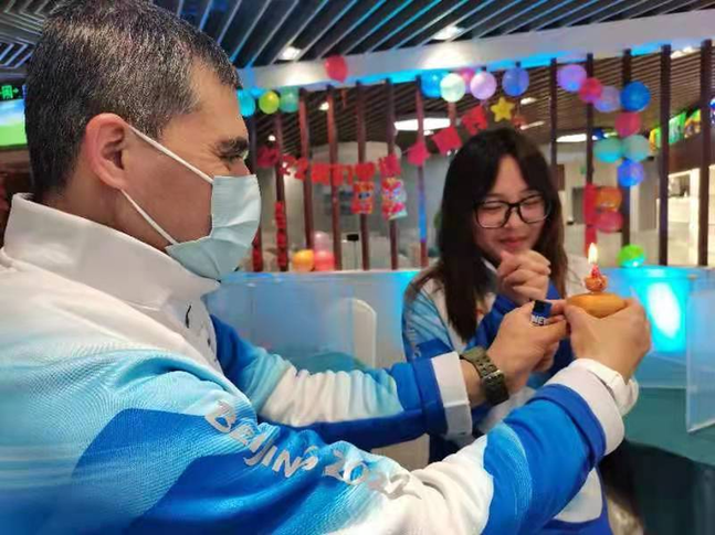 【冬奥有我·看我在冬奥】一位“大龄”志愿者的冬奥情结