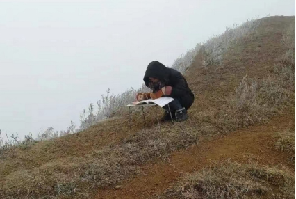 昔日山坡找网寻梦 今朝大学求索逐梦