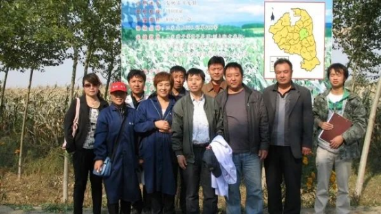 米国华：传道授业 格物致知