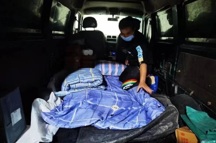 为了咱们顺利收到邮件 那“一抹绿”格外鲜亮
