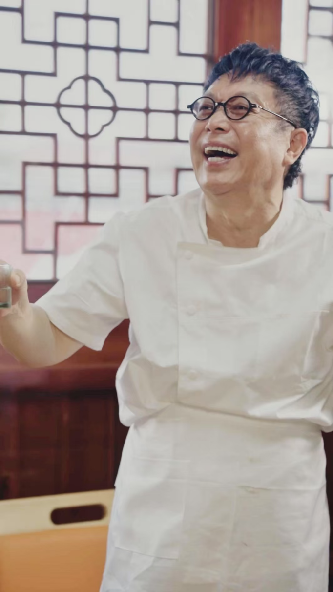 《念哥餐厅》火爆吸睛 王为念如何成为顶流密码？