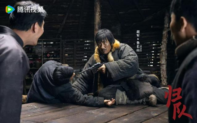 话题播放7.7亿+!首播收视 2.8%,《归队》何以开播即“出圈”?