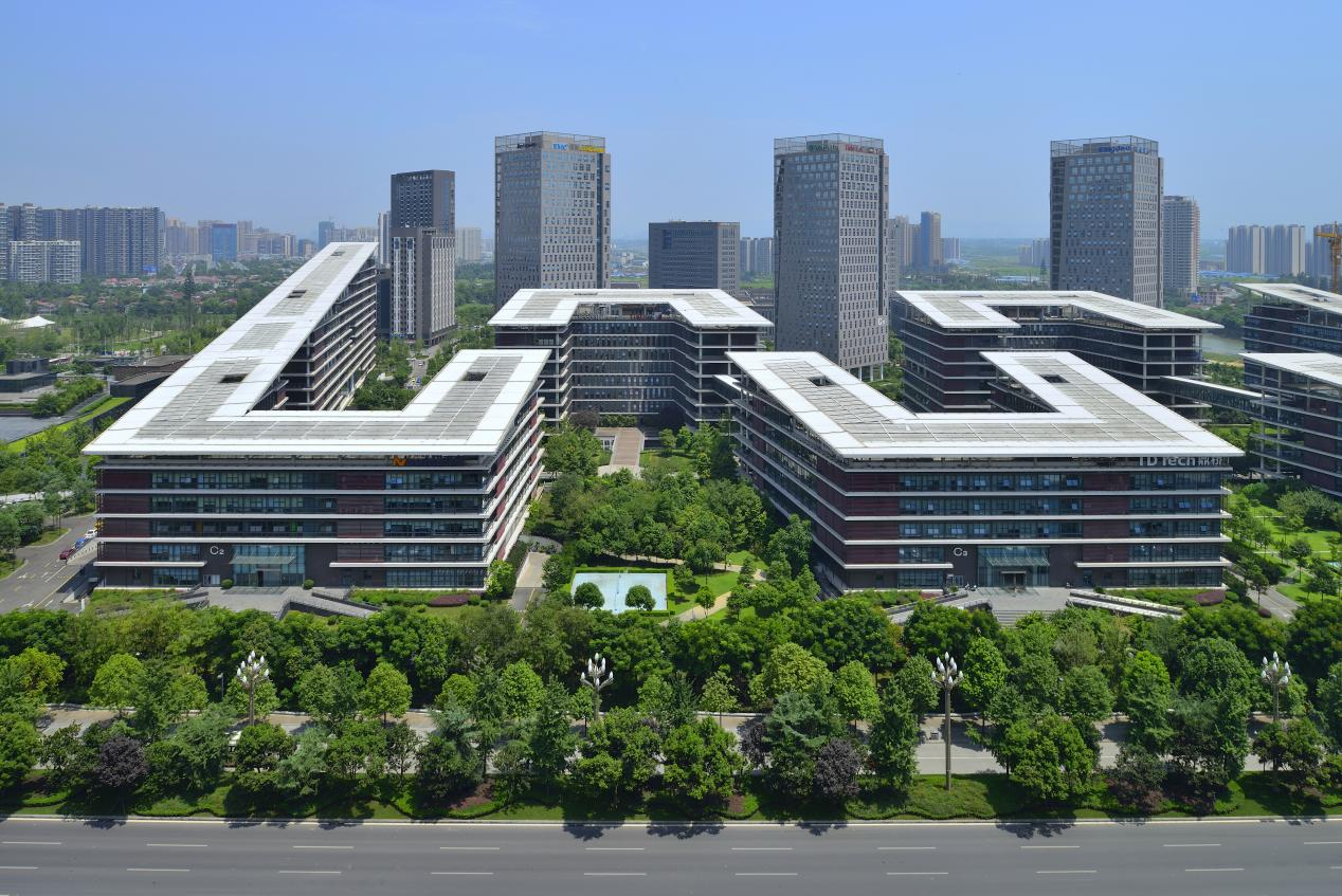 以“立园满园”妙笔，绘就“百花齐放”盛景