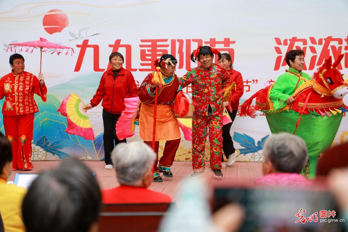 趣味活动迎重阳 趣味活动迎重阳