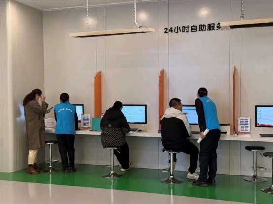 服务赋能 营商焕新 服务赋能 营商焕新